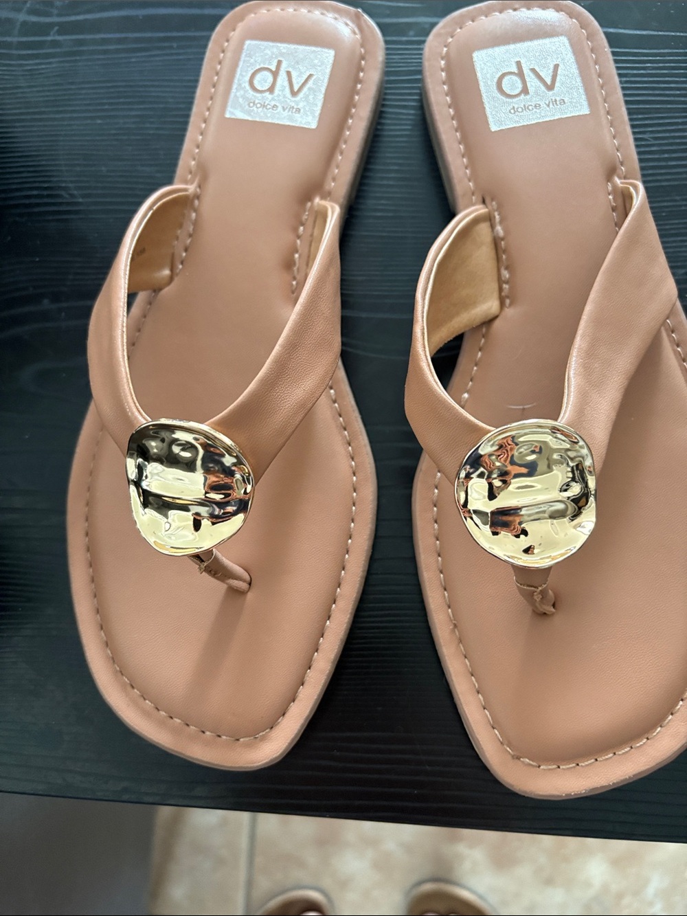 Dolce Vita Tan Sandal Thongs with Gold Disc Accent